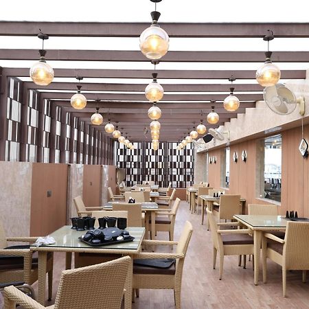 Hotel Deva Inn Varanasi Esterno foto