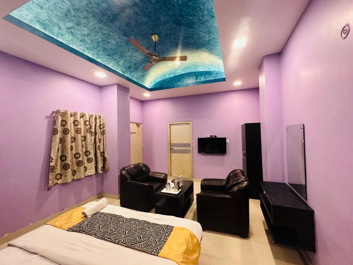 Hotel Deva Inn Varanasi Esterno foto